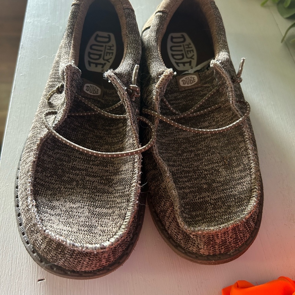 Hey Dude Textured Brown Loafers